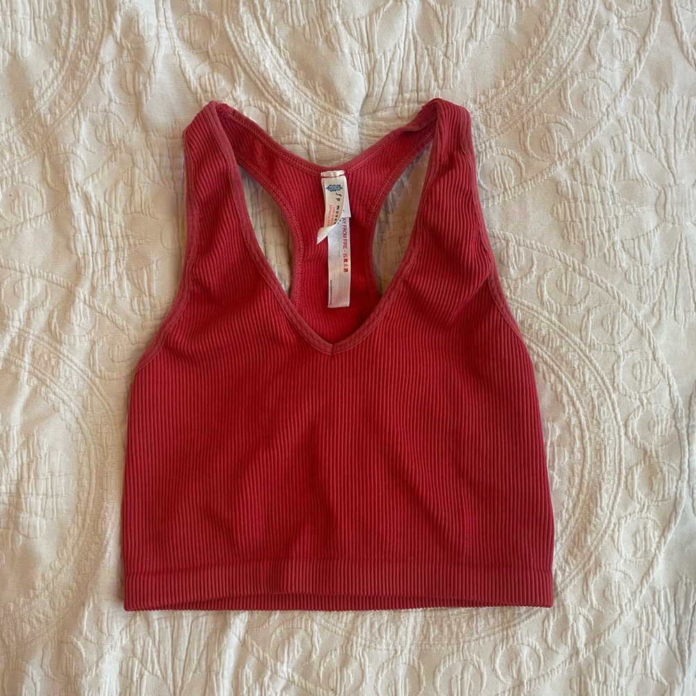 FP MOVEMENT FREE THROW CROP TANK!!